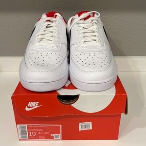 Men’s Nike Court vision LO white/black/university red size 10 shoes